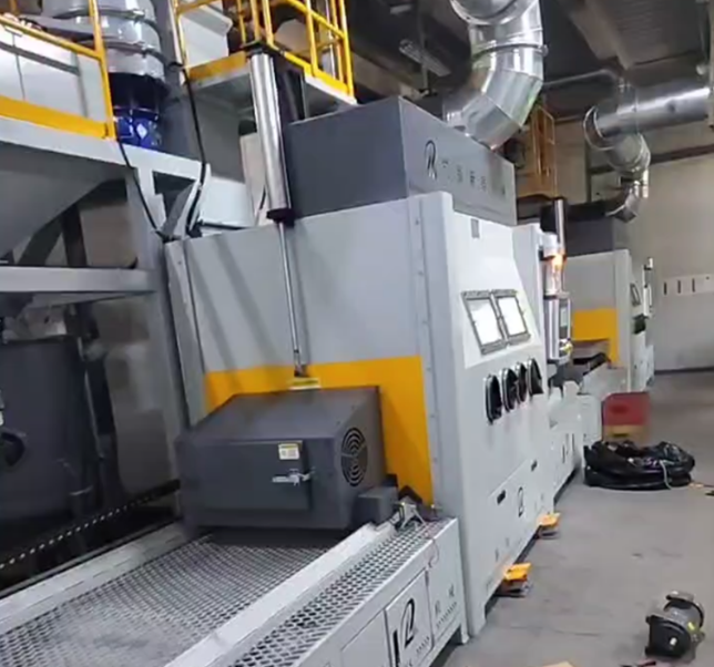 安徽抛丸机 vs 喷砂机：工业清理该怎么选？